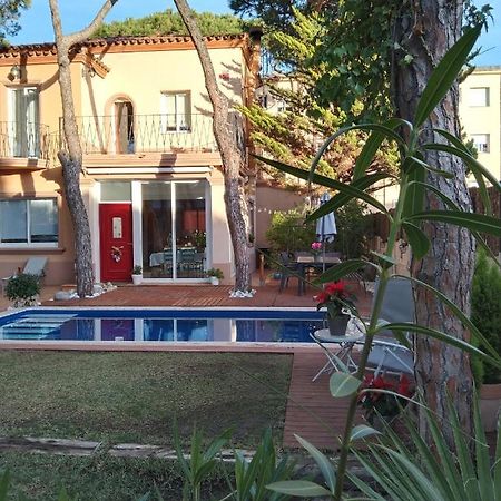 Villa Bella Estança Castelldefels Exterior foto