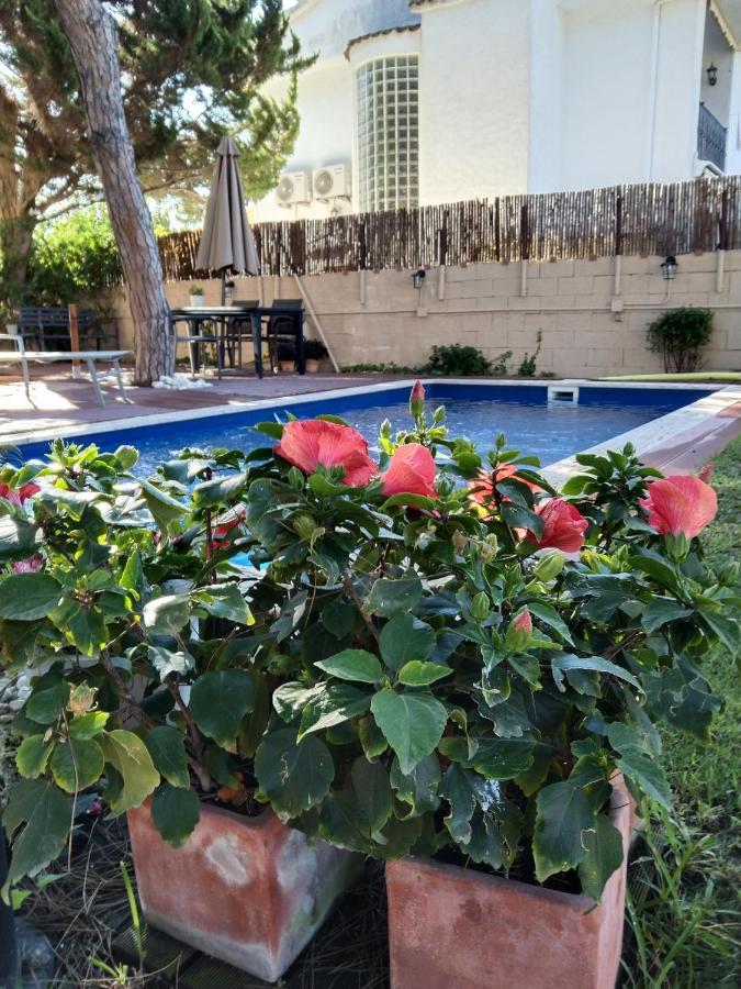 Villa Bella Estança Castelldefels Exterior foto